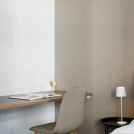 Aparthotel Ermass Modern Living Athens
